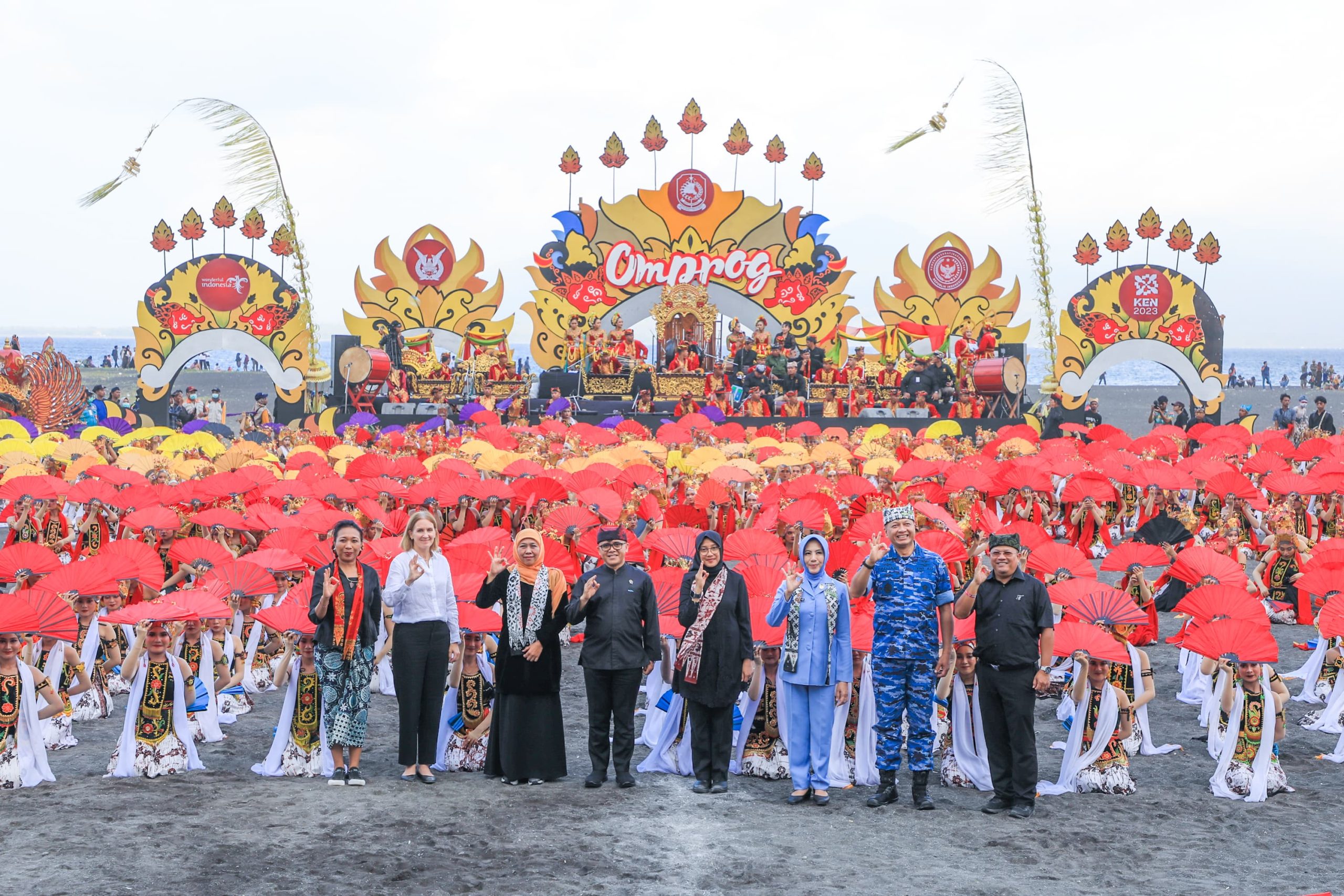 Jatim Sumbang 11 Event Festival di KEN Tahun 2025, Gubernur Khofifah: Alhamdulillah, Terbanyak Se-Indonesia!