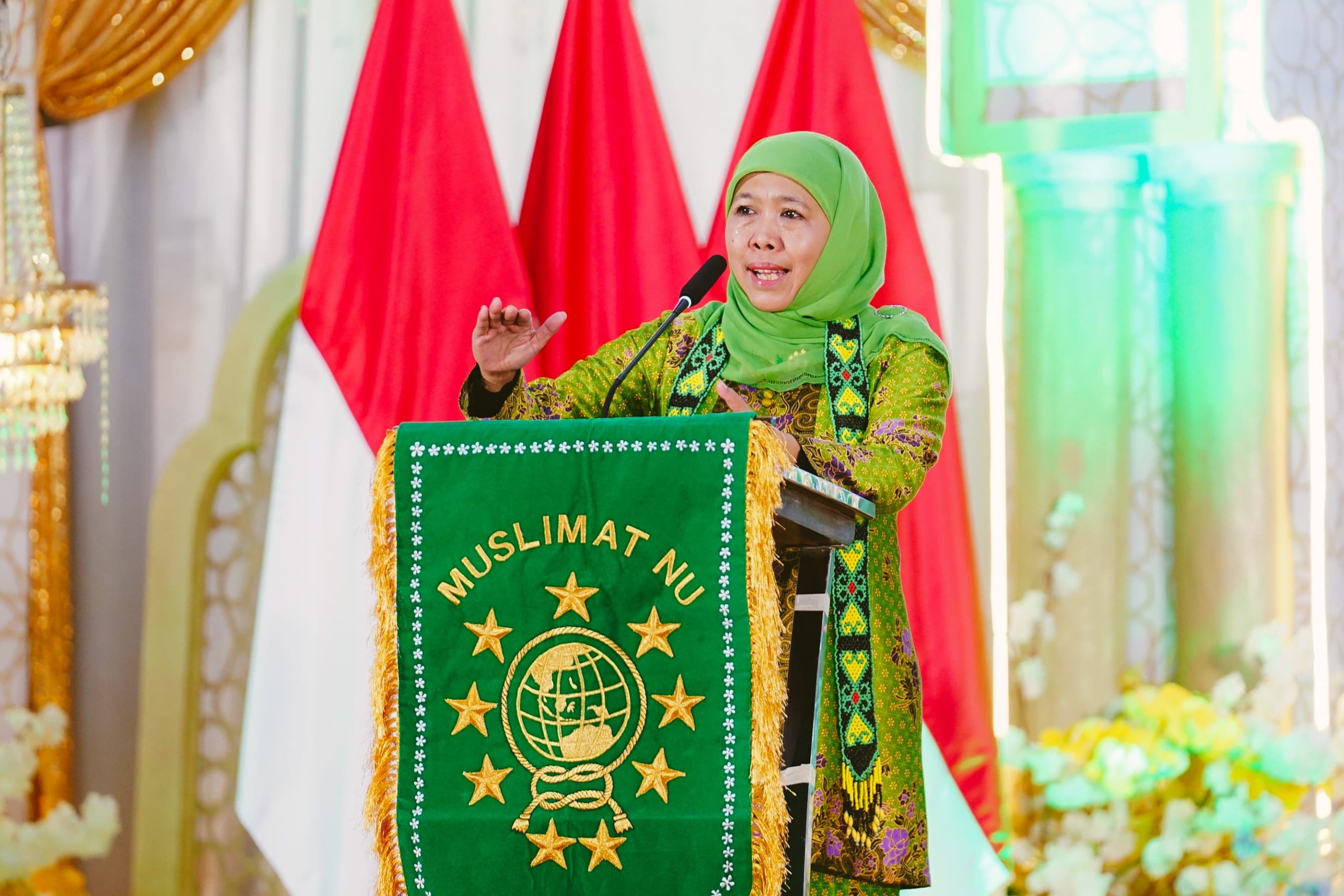 Resmi Dilantik sebagai Ketua Umum Dewan Pembina PP Muslimat NU 2025–2030, Khofifah  Luncurkan Pelatihan Paralegal dan Lembaga Advokasi Hukum Keluarga