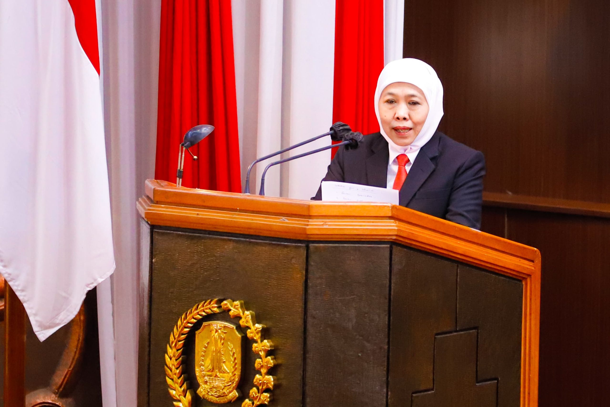 DPRD Jatim Setujui LKPJ Akhir Tahun Anggaran 2024, Gubernur Khofifah Pastikan Semua Rekomendasi Jadi Acuan Perbaikan Pembangunan Jatim