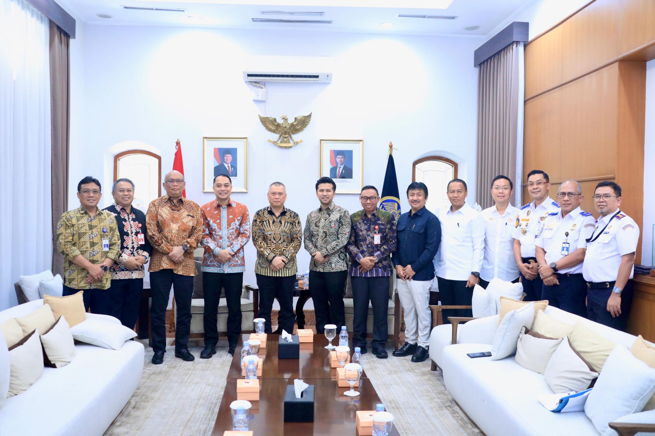 Wagub Emil Optimis SRRL Jatim Jadi Pilihan Baru Transportasi Publik di Surabaya Raya