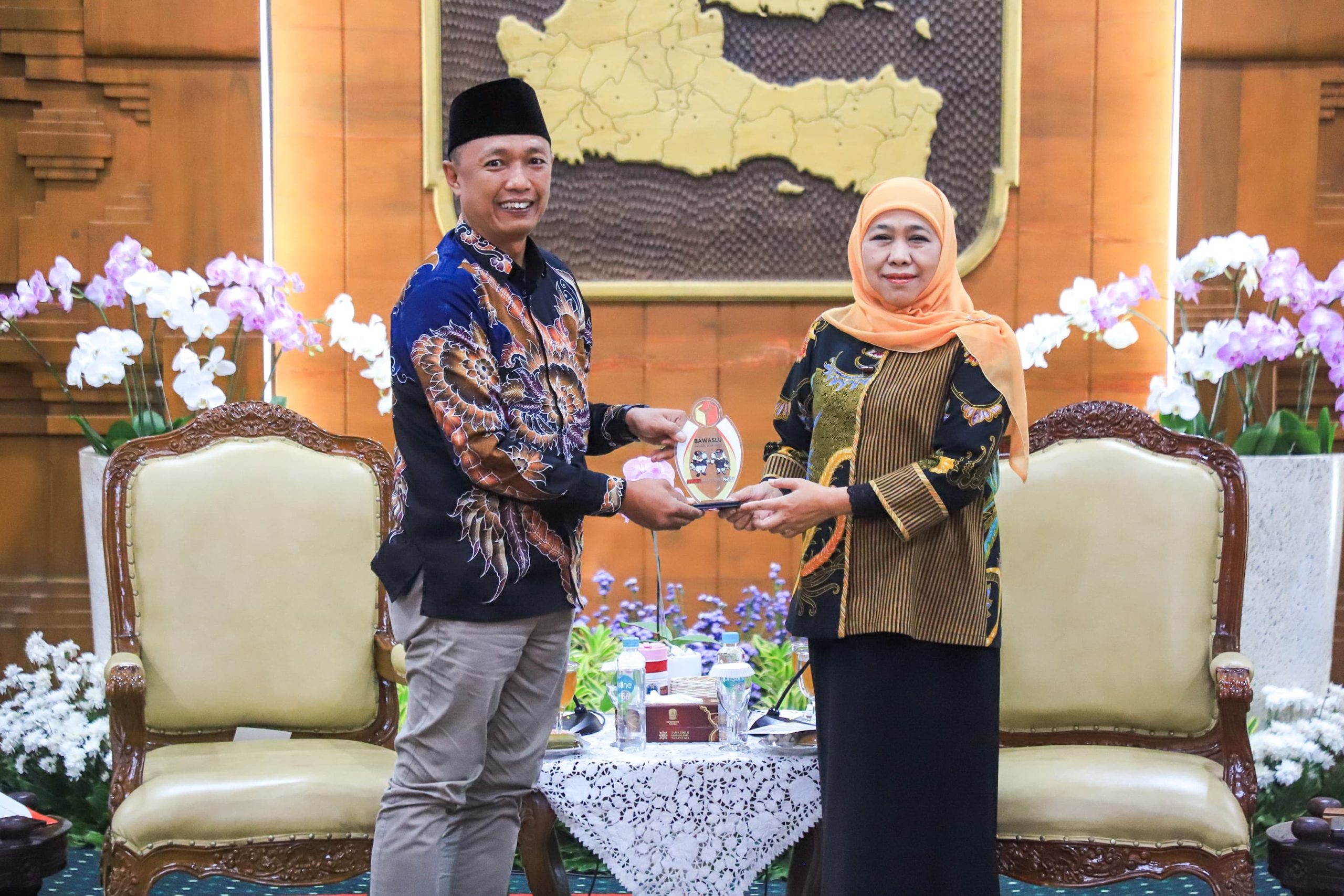 Gubernur Khofifah Apresiasi KPU dan Bawaslu Jatim, Pilkada Serentak 2024 Sukses Aman dan Lancar