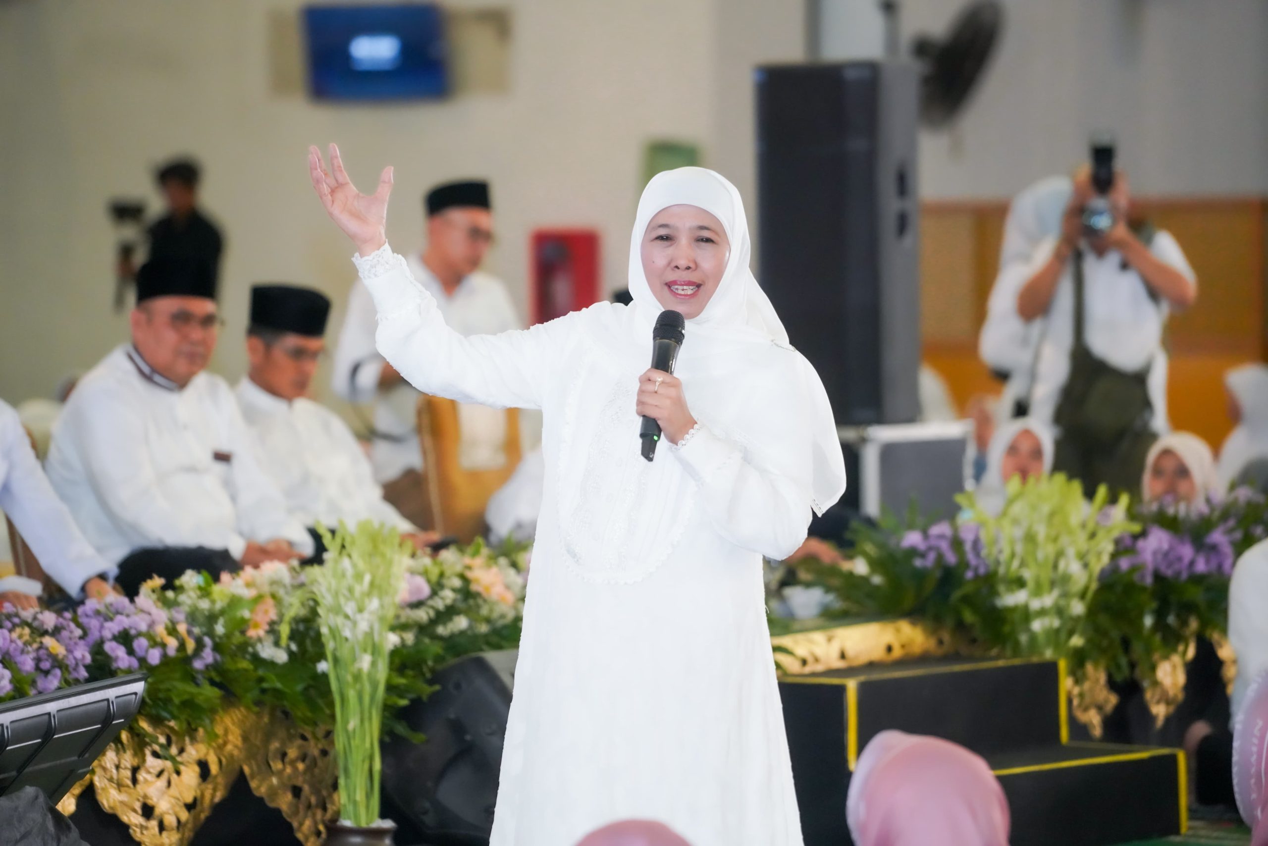 Tutup Tahun 1446 H dan Sambut Tahun Baru 1447 H dengan Doa, Dzikir dan Sholawat, Gubernur Khofifah Ajak Masyarakat Jadi Pribadi Lebih Baik