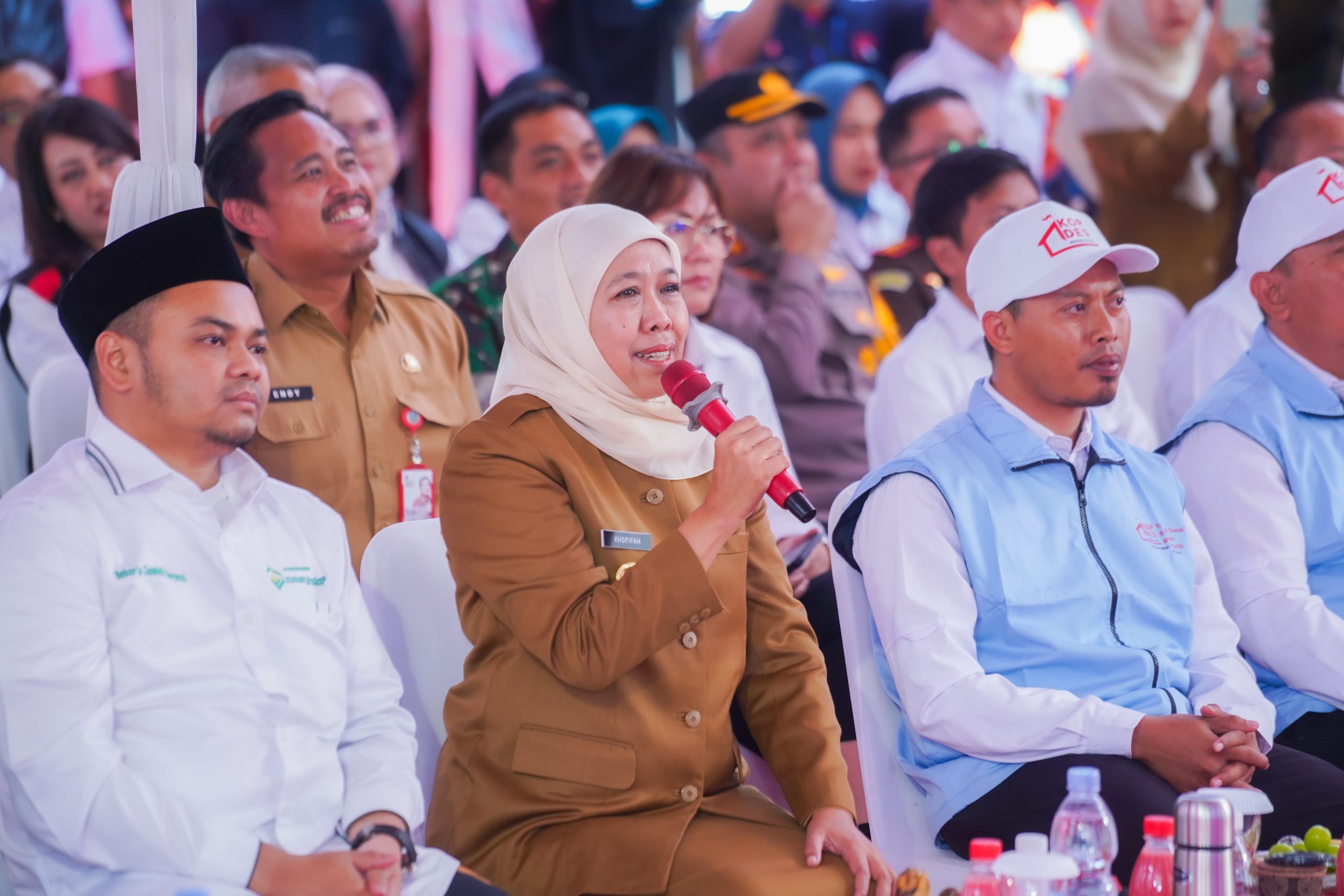 Jawa Timur Tuntaskan 8.494 Koperasi Merah Putih, Gubernur Khofifah Tegaskan Siap Kawal Gagasan Besar Presiden Prabowo Bangun Ekonomi Dari Desa
