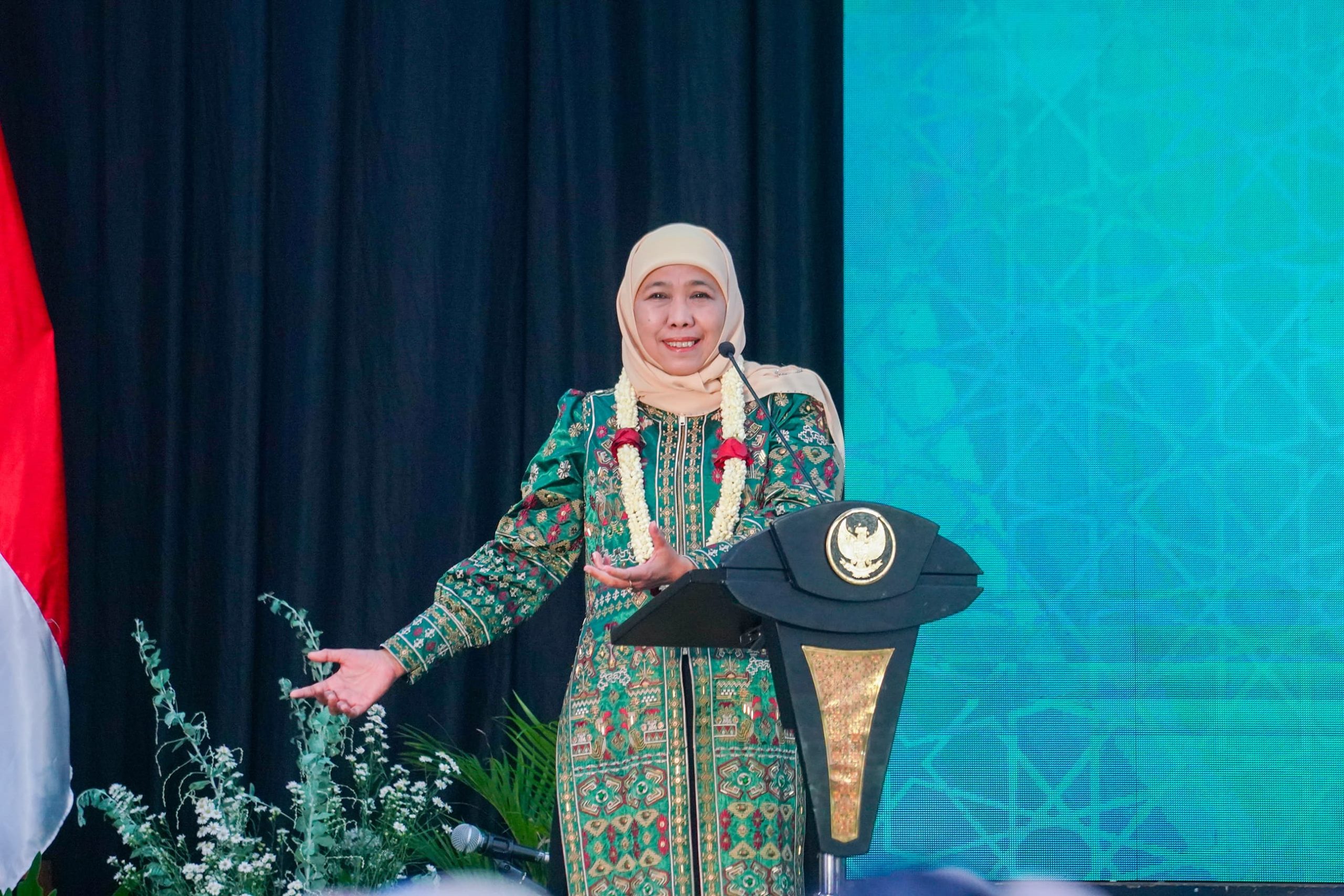 Ajak Teladani Perjuangan KH Masjkur dan KH Tholchah Hasan, Gubernur Khofifah: Pendidikan Adalah Pondasi Karakter dan Peradaban Bangsa