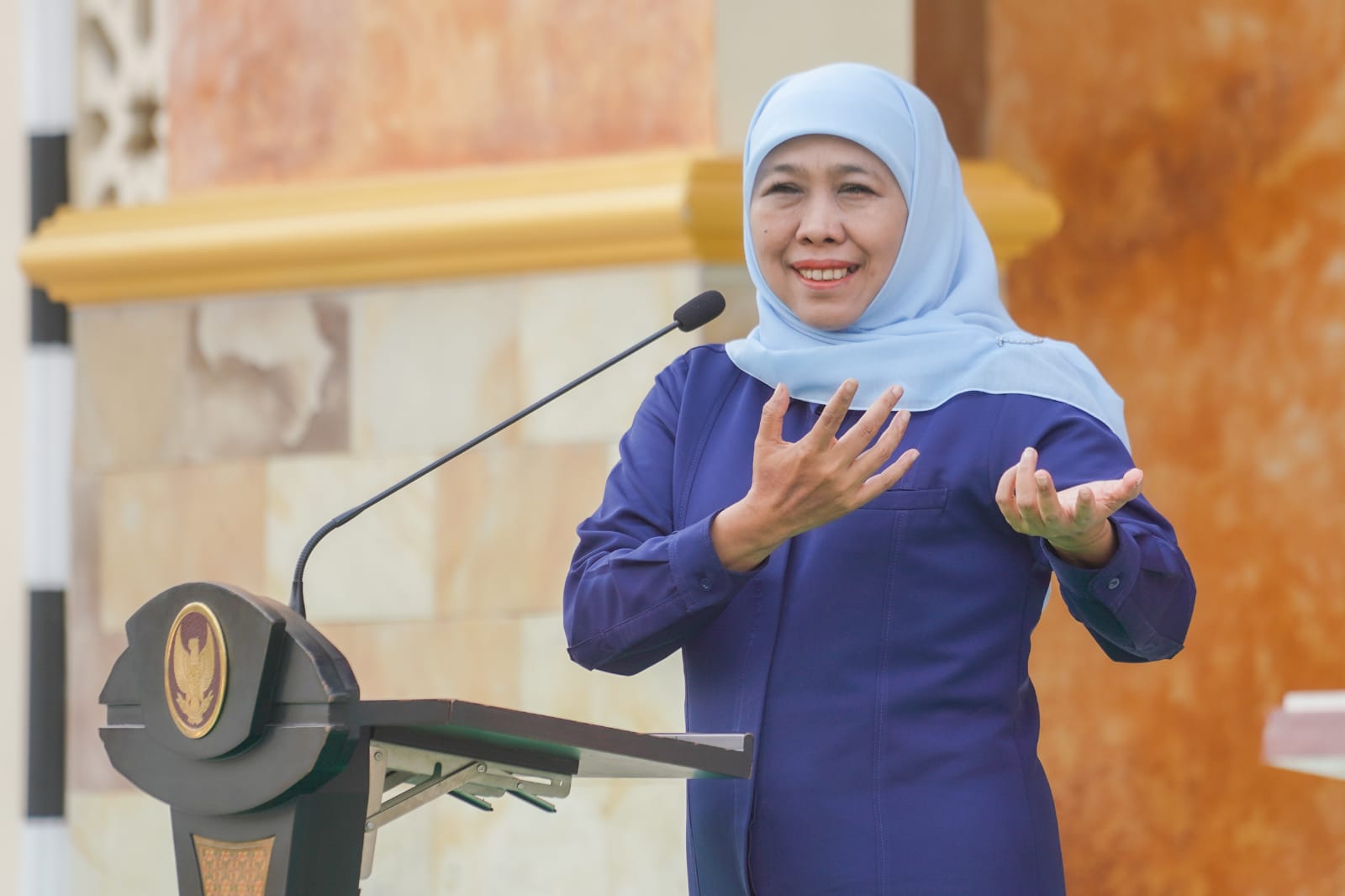 Gubernur Khofifah Sebut Masjid Baitus Sholihin SMAN 3 Taruna Angkasa Jadi Wadah Pembentukan Generasi Berakhlak Mulia
