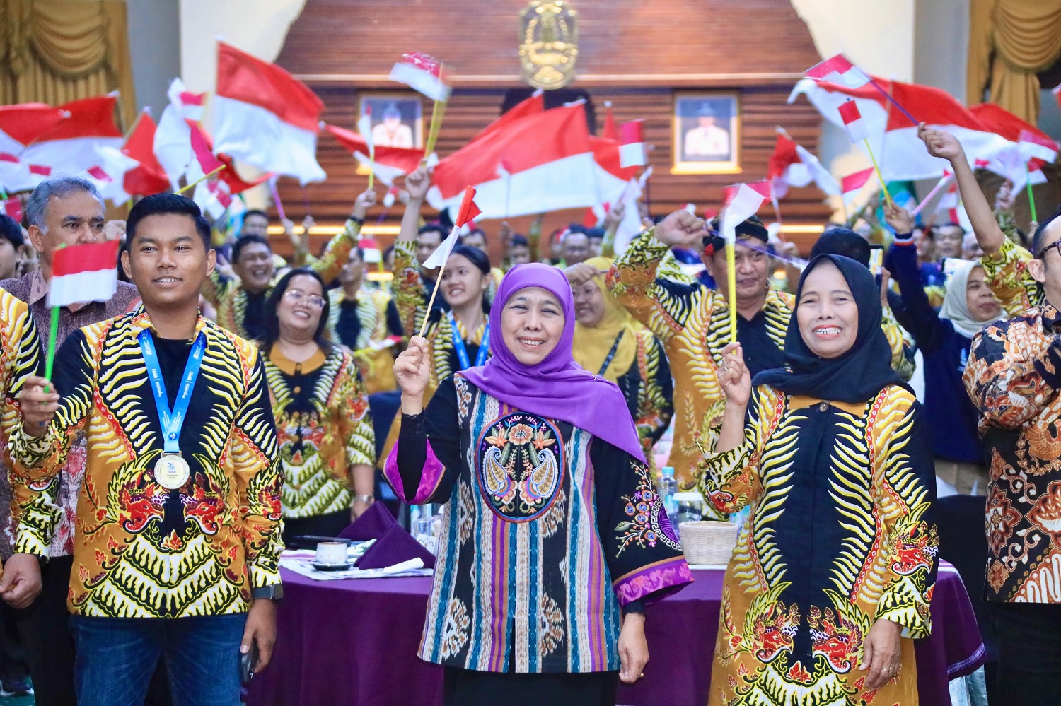 Gubernur Khofifah Bangga, SMK Jatim Mendominasi Medali Emas WorldSkill ASEAN