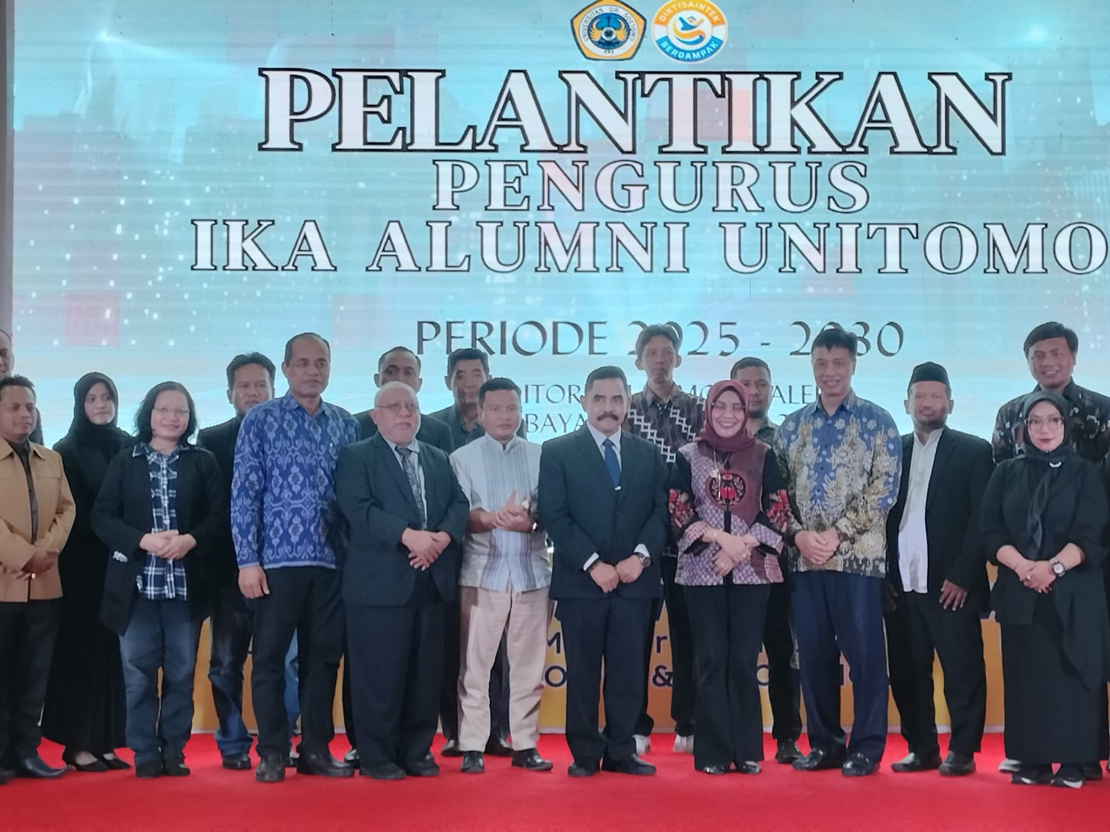 Pelantikan IKA Unitomo 2025–2030 Jadi Momentum Kebangkitan Alumni untuk Perkuat Transformasi Kampus