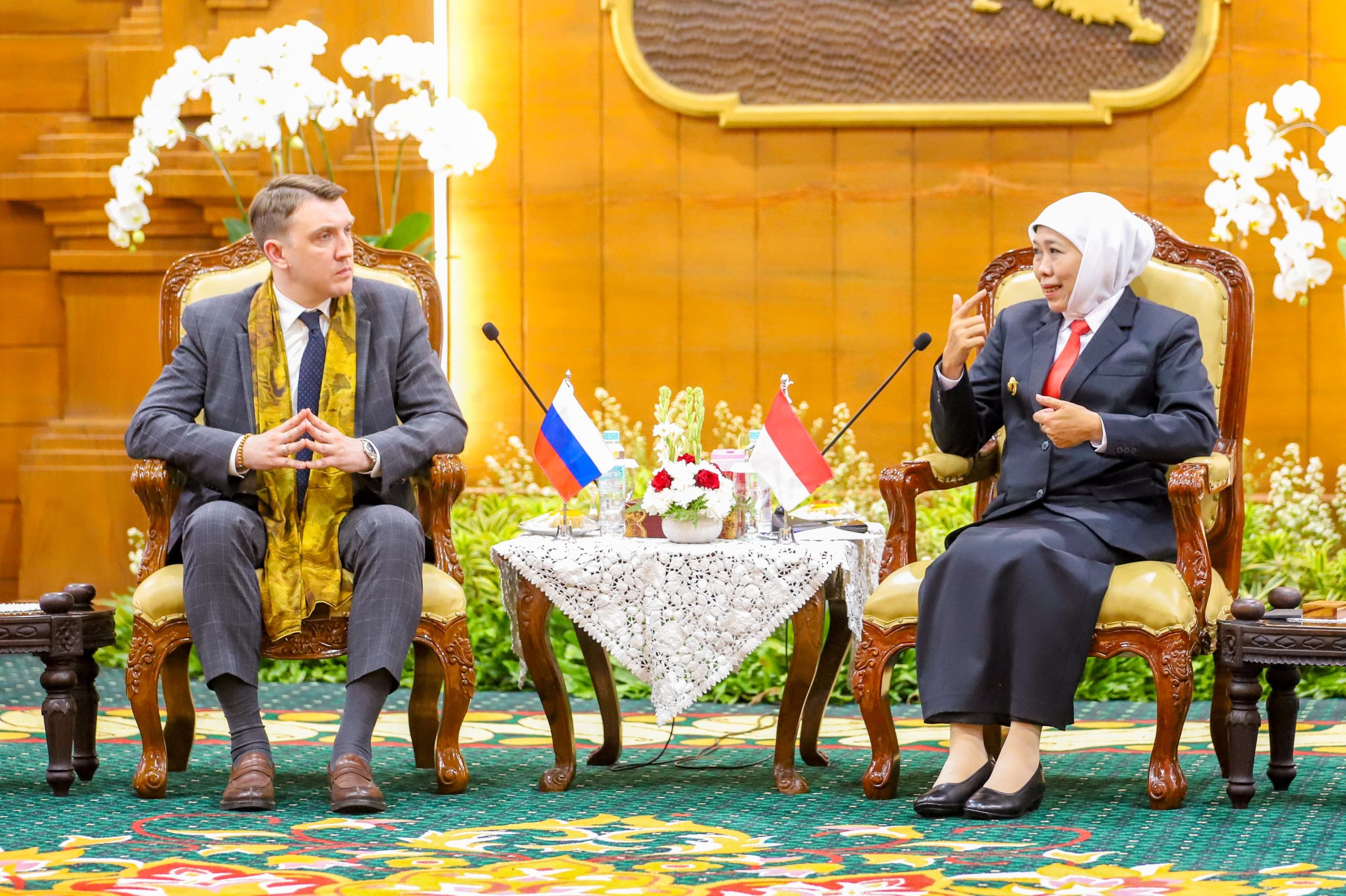Terima Kunjungan Delegasi Provinsi Tomsk Rusia, Gubernur Khofifah Jajaki Kerjasama Bidang Pendidikan, Teknologi Industri Hingga Energi Terbarukan