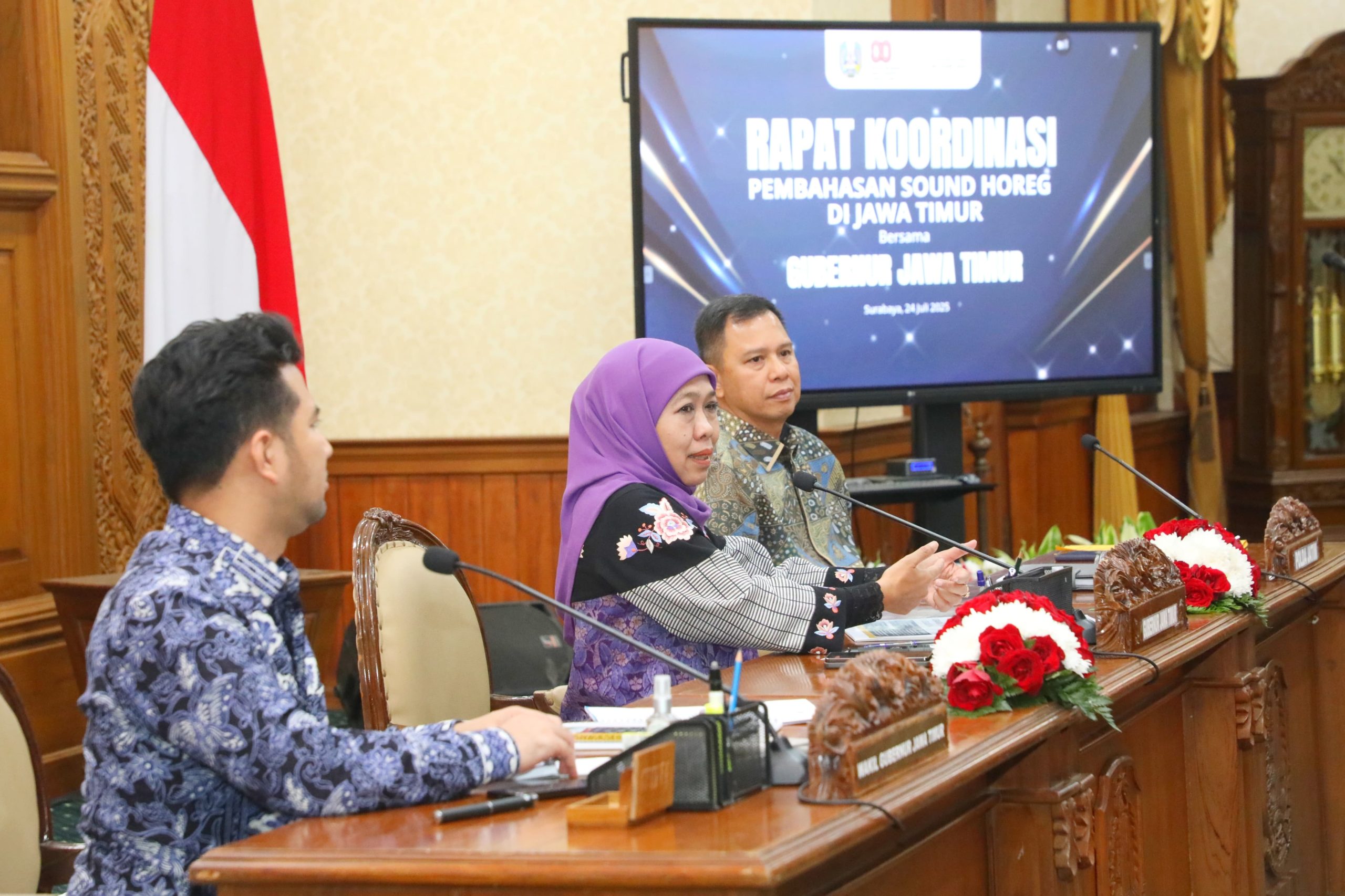 SE Bersama Gubernur, Pangdam dan Kapolda Terkait Penggunaan Pengeras Suara Resmi Berlaku di Jawa Timur, Gubernur Khofifah: Patuhi Aturan, Jaga Ketertiban dan Ketentraman di Masyarakat