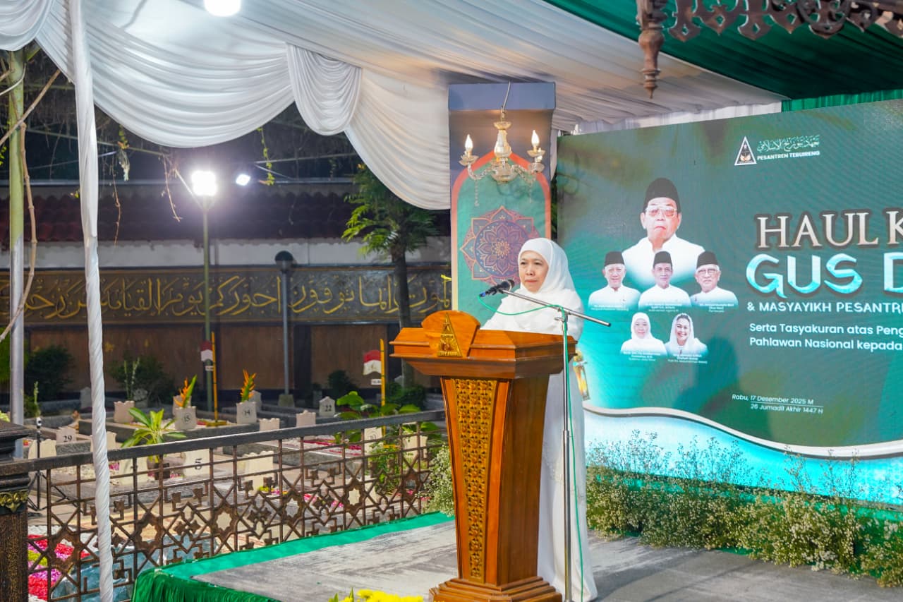 Gubernur Khofifah Hadiri Haul Ke-16 Gus Dur, Tegaskan Keteladanan Gus Dur Hidup di Hati Semua Golongan