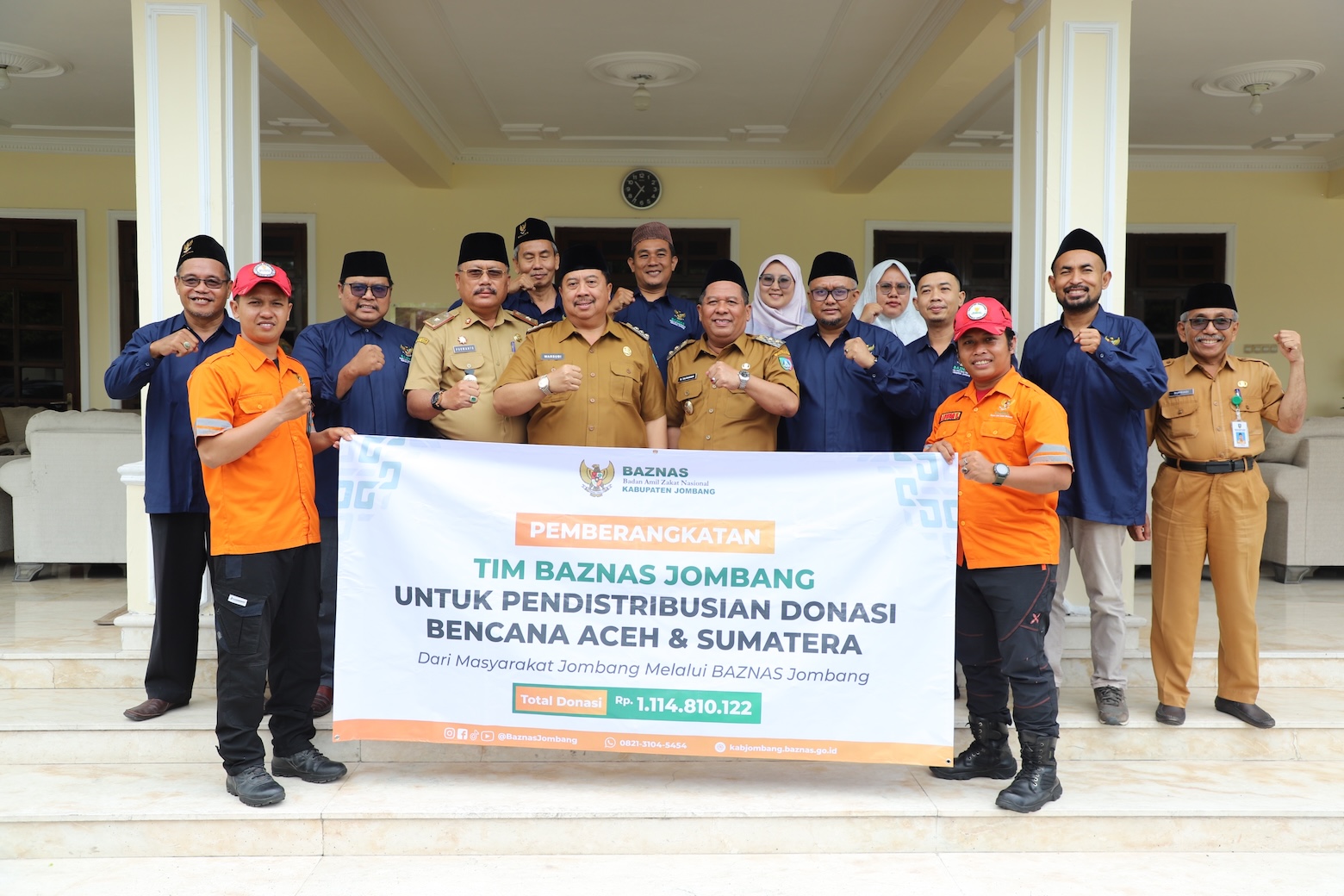 Bupati Warsubi Lepas Langsung Relawan Baznas Jombang Menuju Lokasi Bencana Aceh Tamiang