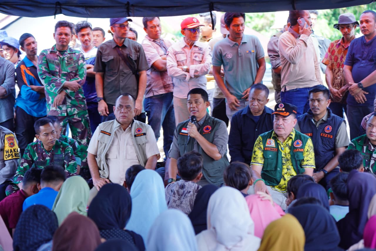 Kepala BNPB Pastikan Pembangunan Hunian Sementara bagi Pengungsi di Nagan Raya