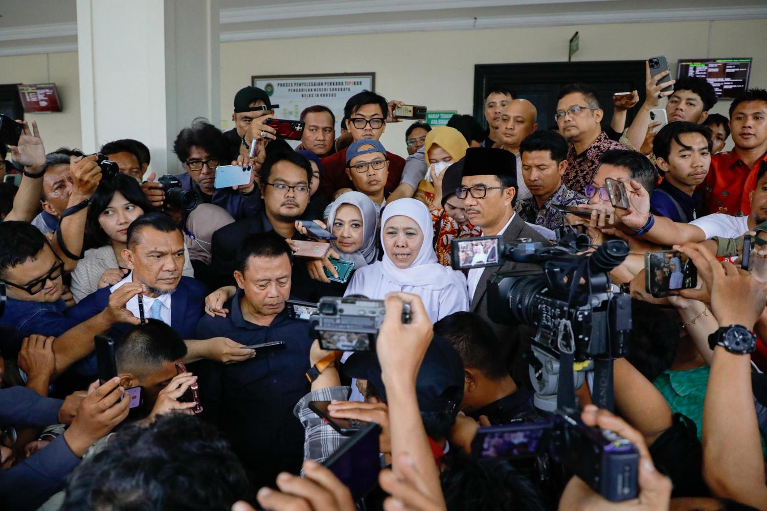 Gubernur Khofifah: Secara Matematis Tuduhan Fee Hibah Pokir Sudah Tidak Rasional