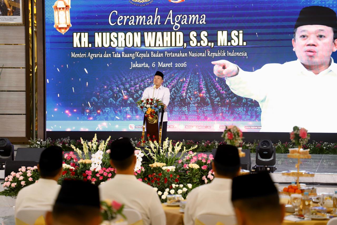 Tausiah Ramadan, Nusron Ajak Marinir Jadikan Al-Qur’an Pedoman Kehidupan