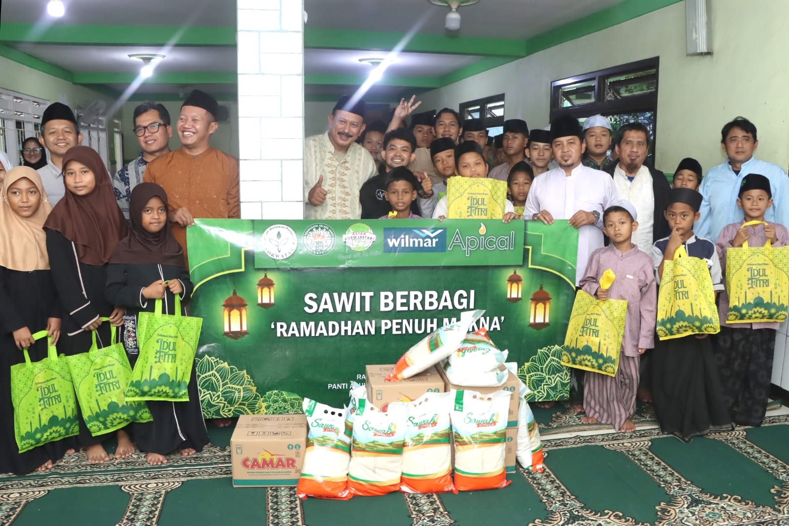 Edukasi dan Santunan Warnai Program Sawit Berbagi Ramadan