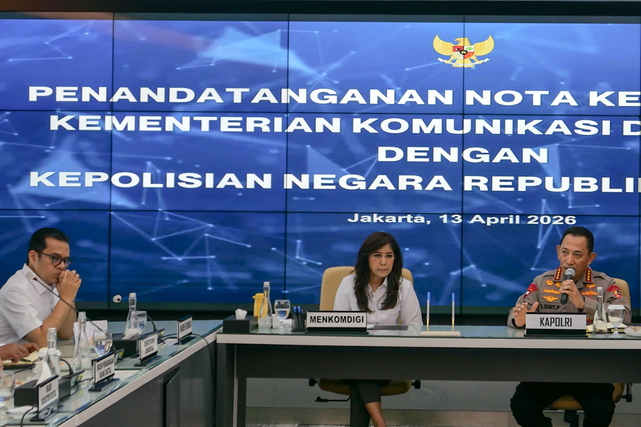 Pemerintah Tingkatkan Perlindungan Masyarakat di Ruang Digital