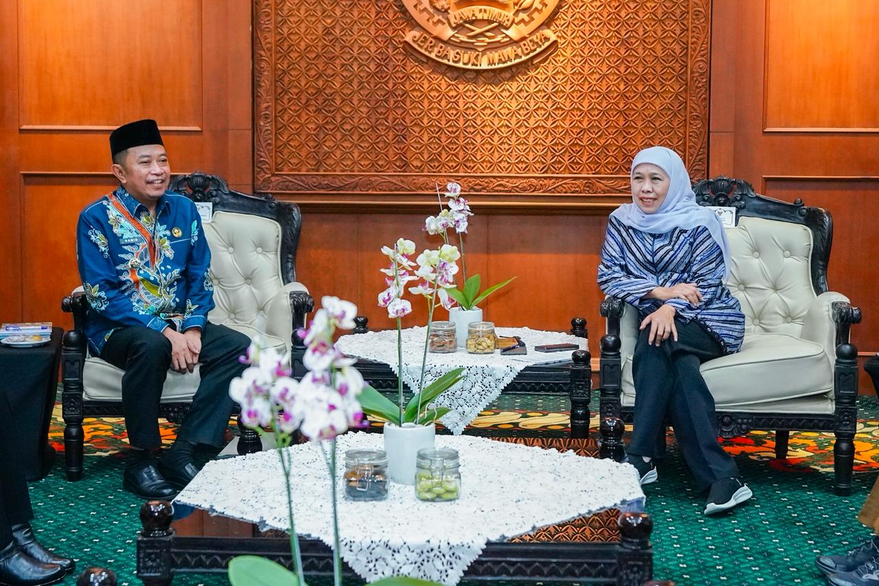 Gubernur Khofifah Dorong Sinergi Lintas Daerah Hadapi Revalidasi UNESCO Global Geopark Ijen Tahun 2026