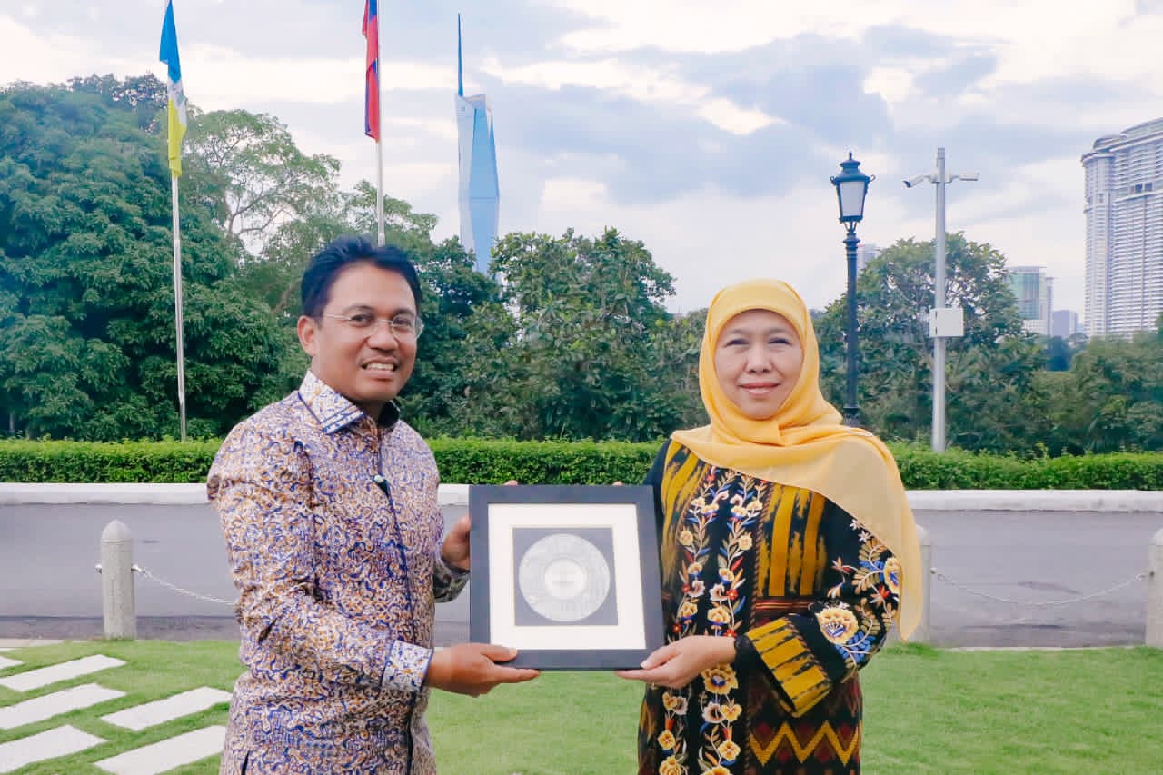 Gubernur Khofifah Perkuat Bank Jatim melalui Aliansi Strategis dengan Maybank Islamic Berhad