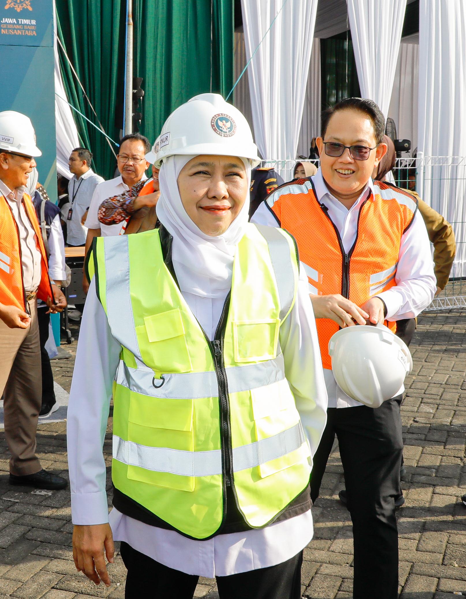 Gubernur Khofifah Perkuat Posisi Jawa Timur sebagai Center of Gravity Logistik Nasional melalui JATIM HUB