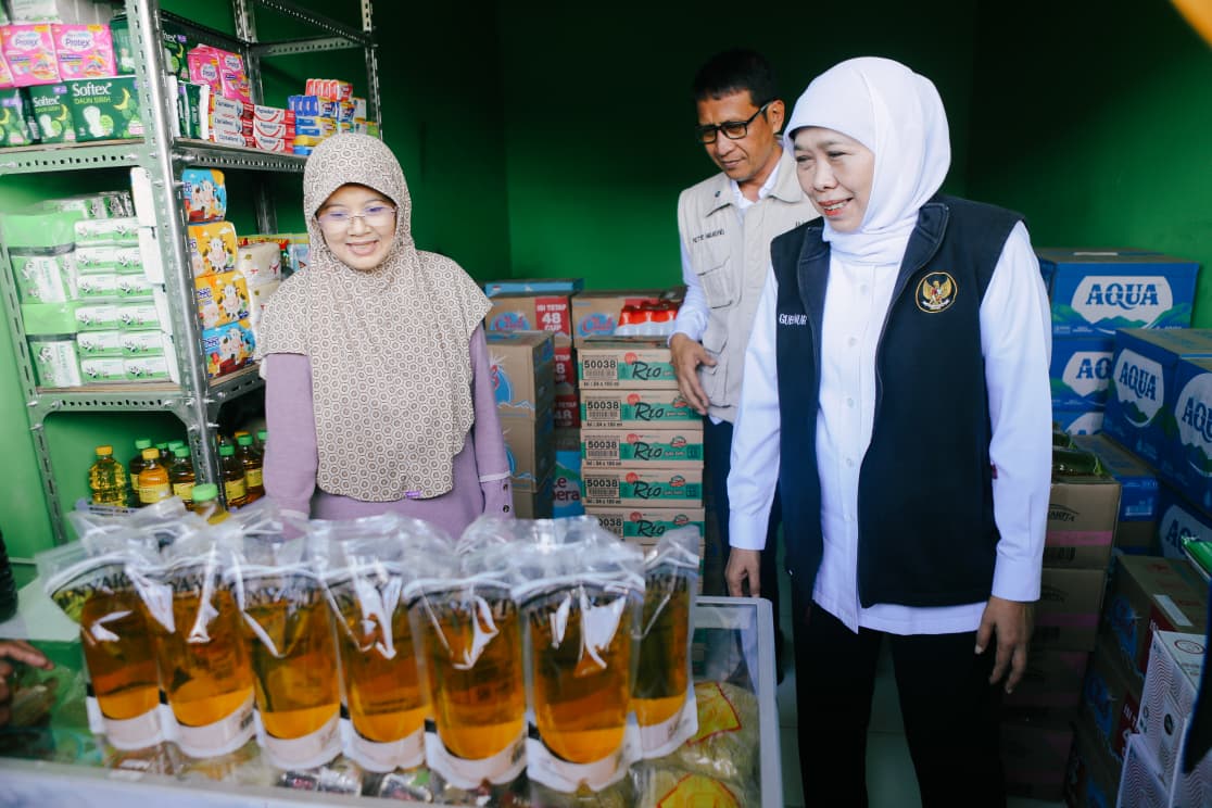 Gubernur Khofifah: Aktivitas Pasar Banjarejo Tetap Ramai, Daya Beli Masyarakat Jawa Timur Masih Terjaga