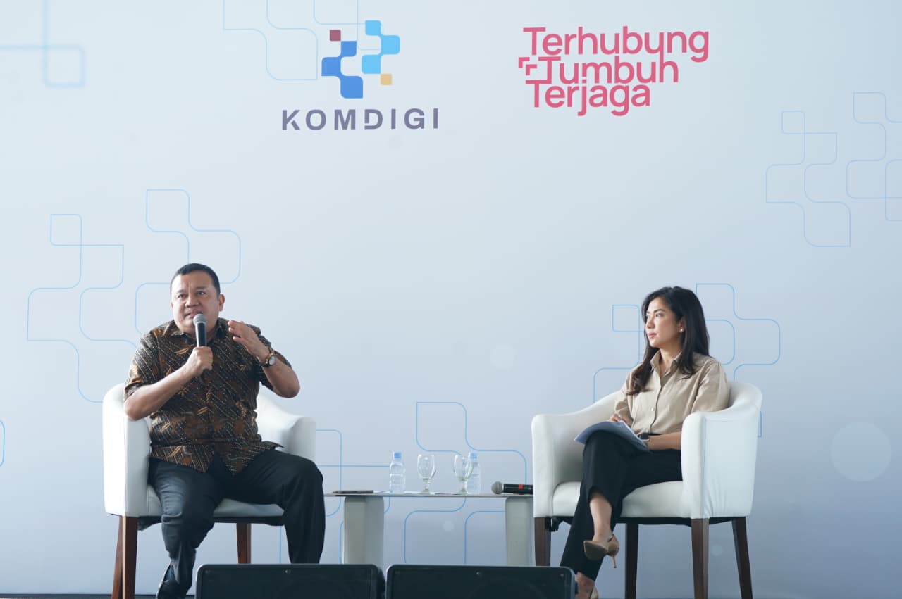Kemkomdigi Pastikan Seluruh Operator Siap Terapkan Registrasi SIM Berbasis Biometrik Secara Penuh