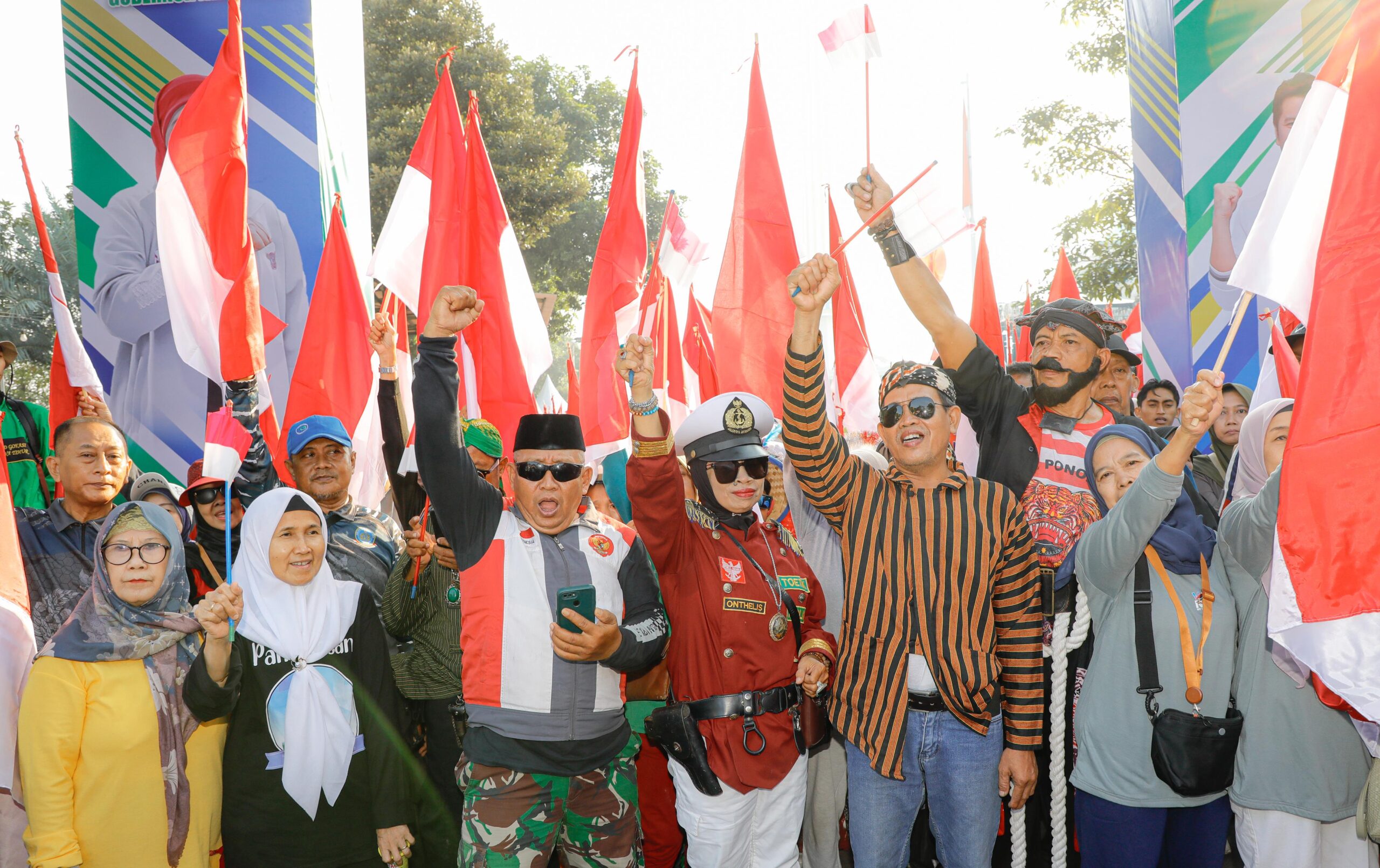 Antusiasme Warga Membludak, Pemprov Jatim Pastikan Kupon dan Paket Makanan Telah Disiapkan di Sepanjang Rute Jalan Sehat