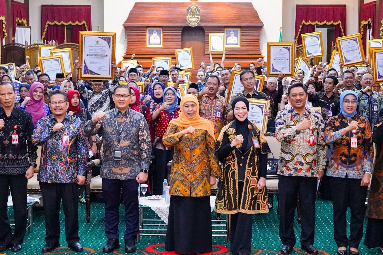 Sebanyak 143 Ribu Pelajar dan Mahasiswa Jadi Sasaran Program Beasiswa 2026, Gubernur Khofifah Tegaskan Pendidikan Harus Inklusif dan Merata
