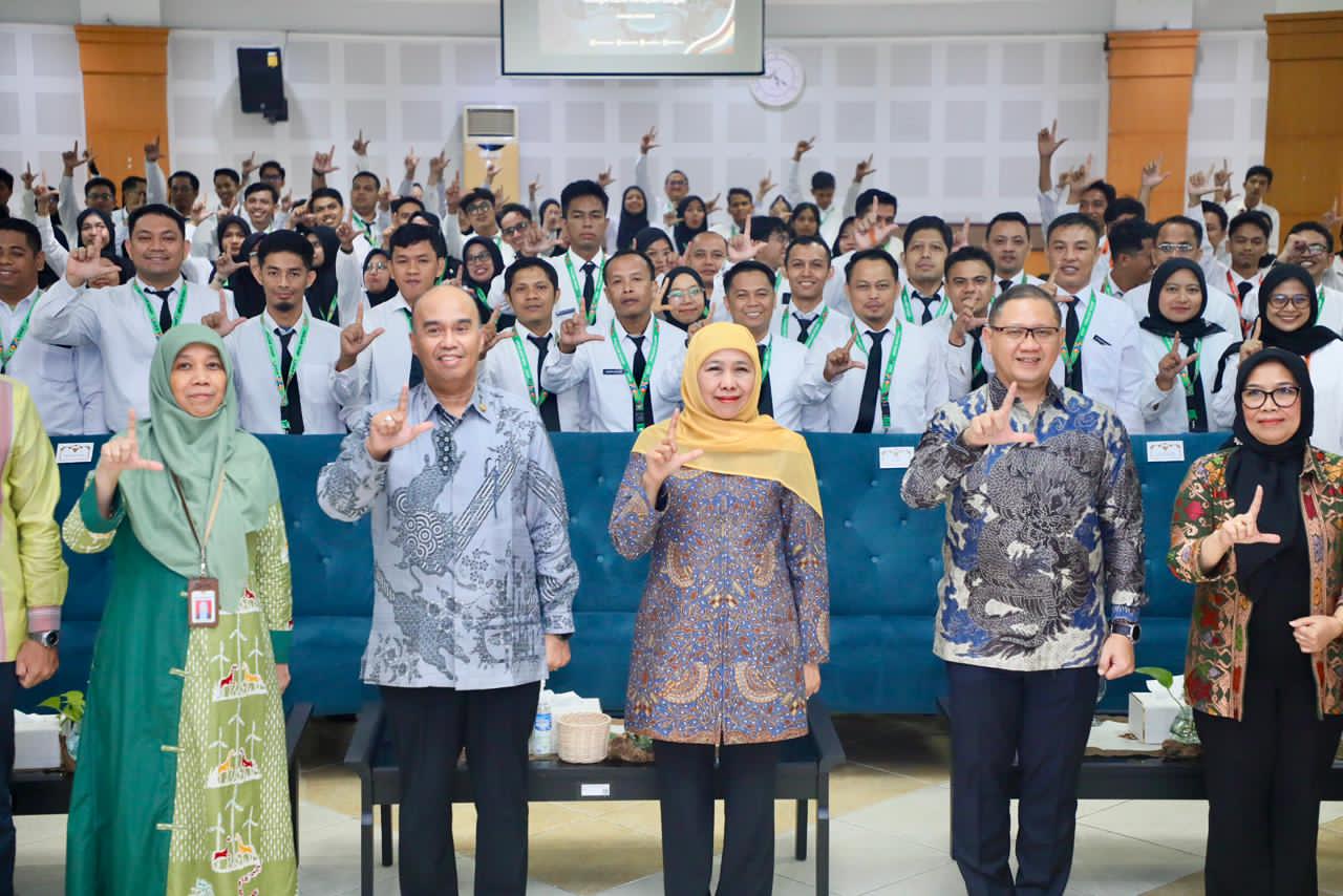 Gubernur Khofifah Tegaskan Kolaborasi Pendidikan, Inovasi, dan Penguatan SDM Menjadi Kunci Keberhasilan Pembangunan Daerah