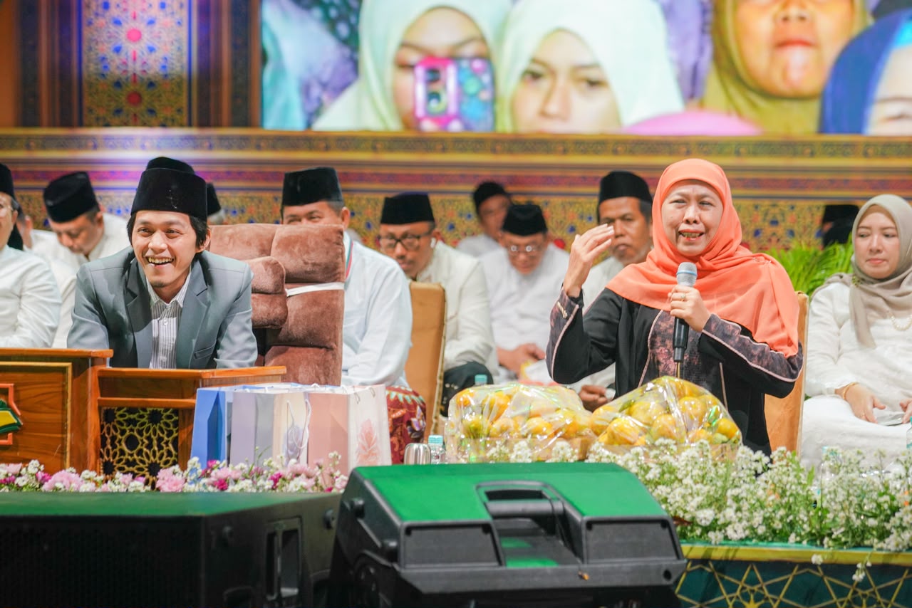 Bersama Gus Iqdam, Gubernur Khofifah Tegaskan Keberhasilan Pembangunan Tidak Lepas dari Kekuatan Spiritual dan Kebersamaan Masyarakat